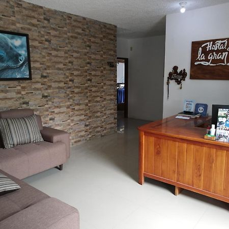 Hotel La Gran Tortuga - ᯤ Starlink Puerto Villamil Buitenkant foto