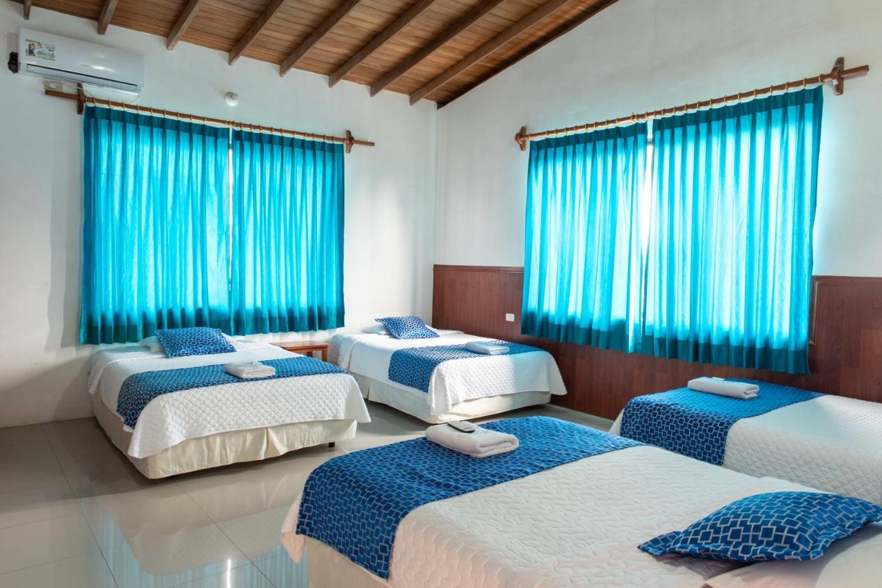 Hotel La Gran Tortuga - ᯤ Starlink Puerto Villamil Buitenkant foto
