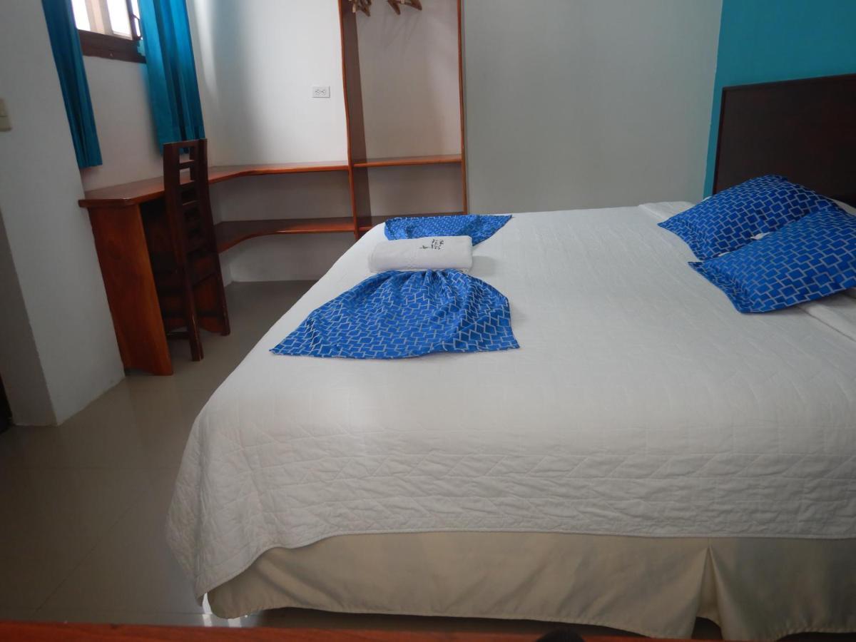 Hotel La Gran Tortuga - ᯤ Starlink Puerto Villamil Buitenkant foto