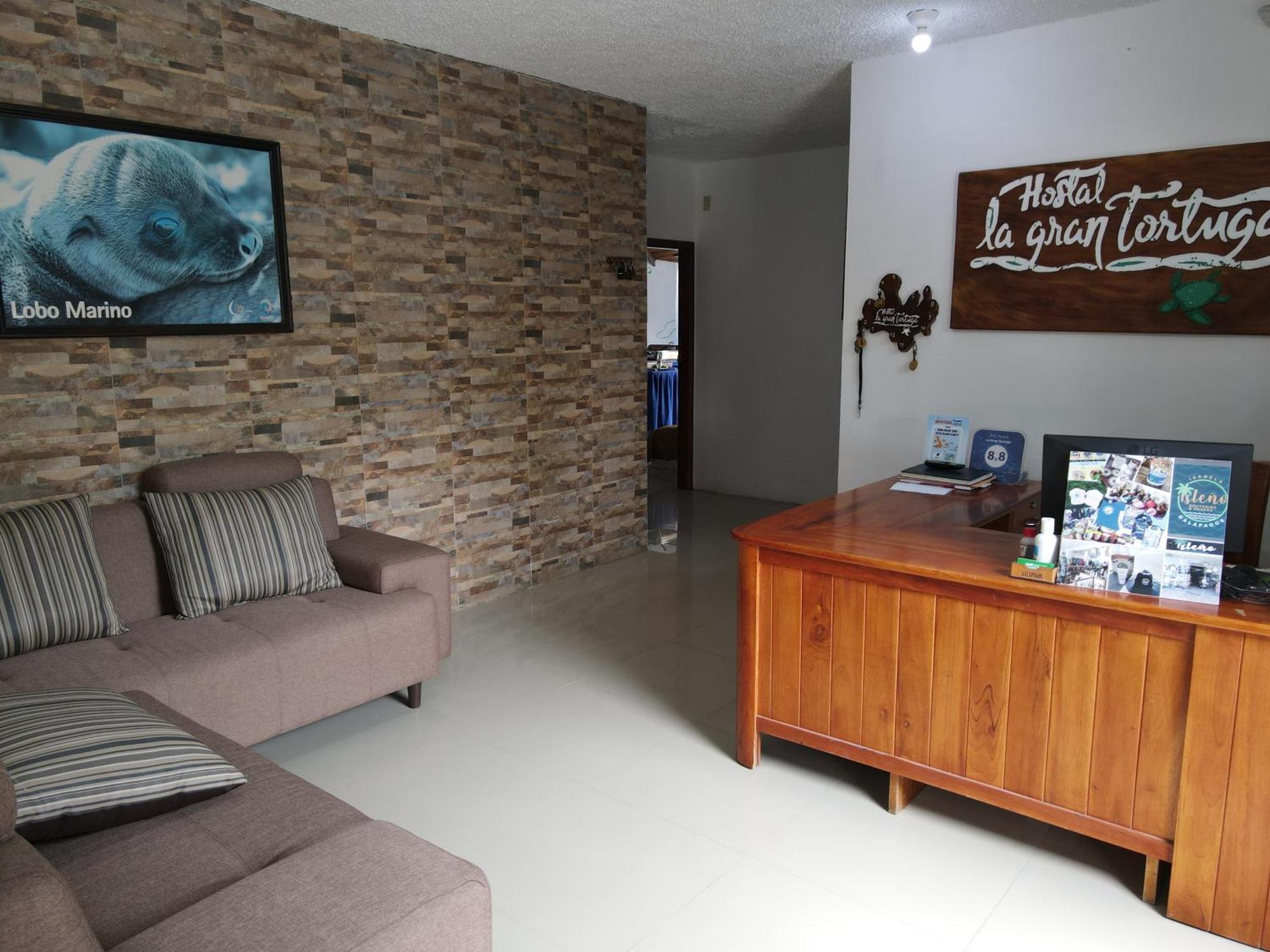Hotel La Gran Tortuga - ᯤ Starlink Puerto Villamil Buitenkant foto