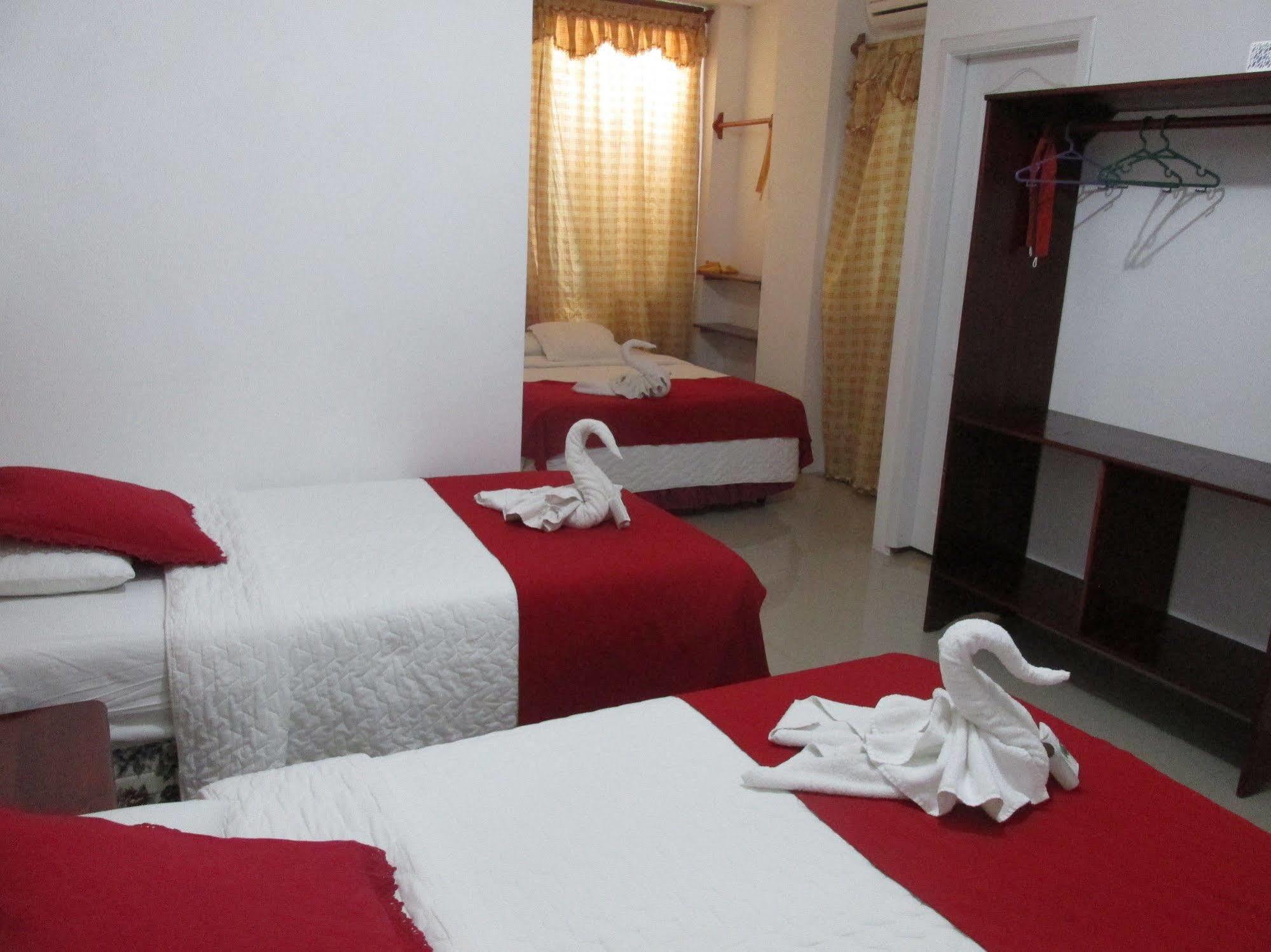 Hotel La Gran Tortuga - ᯤ Starlink Puerto Villamil Buitenkant foto